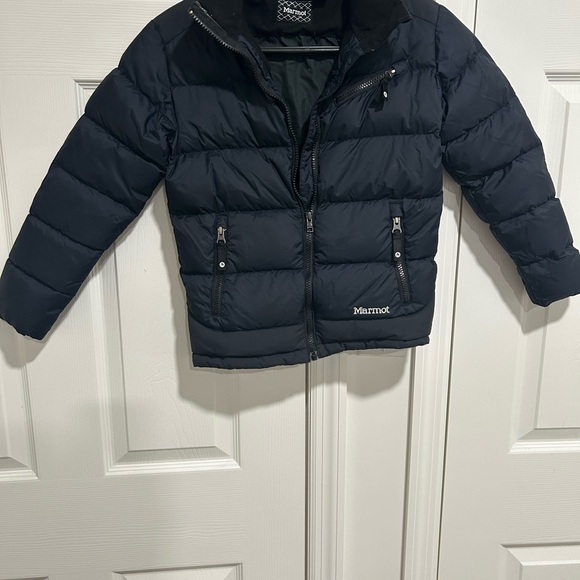 Marmot Black Puffer Jacket Sporty Warmth